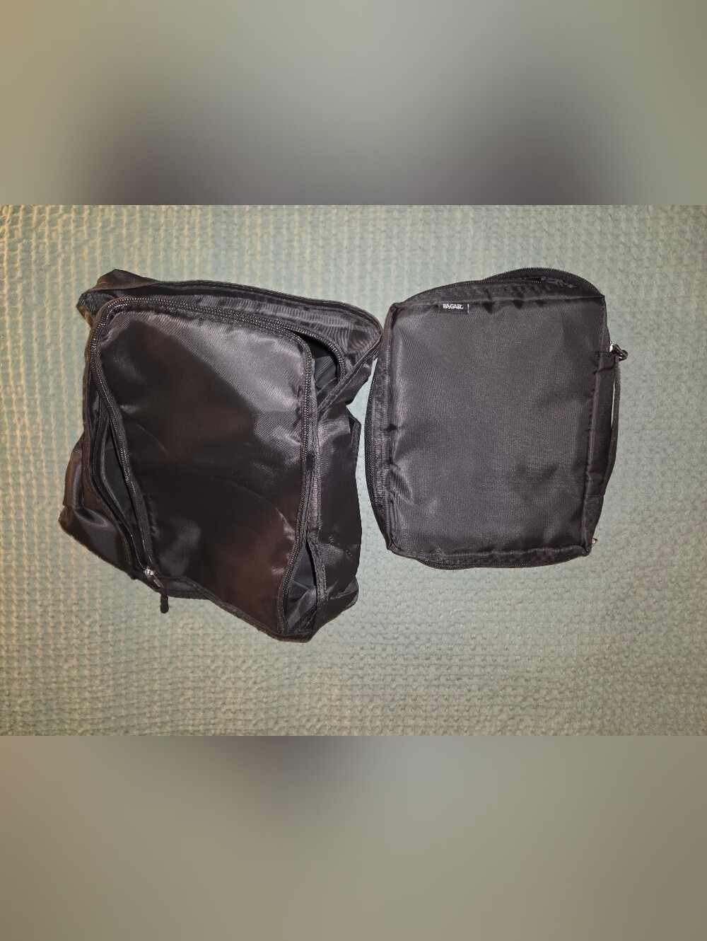 Assorted Packing Cubes/bags - Picture 3 of 3